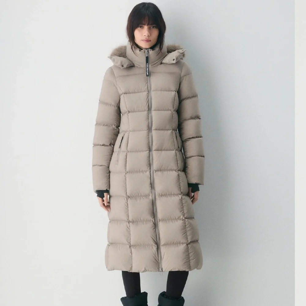 The SuperSnug Puff™ Long - cliMATTE™ - Picture 1 of 5
